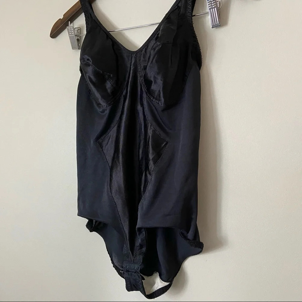 Honors Vintage Black Mesh Discrete Floral Soft Cup Bodysuit 36D Romantic - Picture 12 of 14